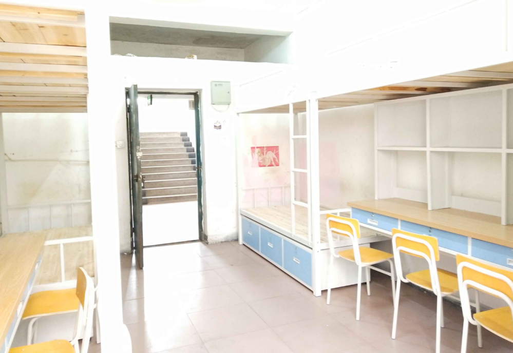 江西昌大技工學校宿舍圖片